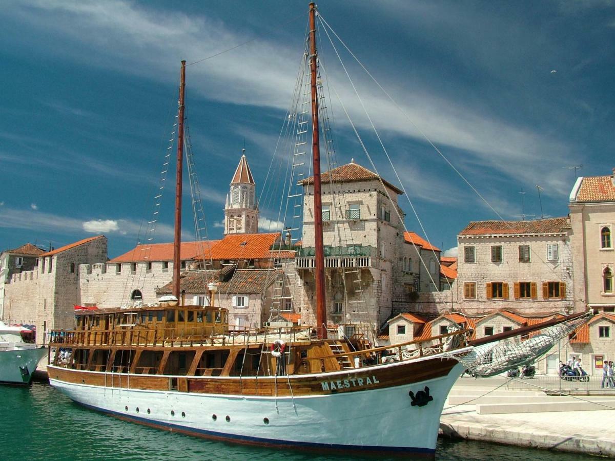 Apartamento Panoramablick Trogir Exterior foto